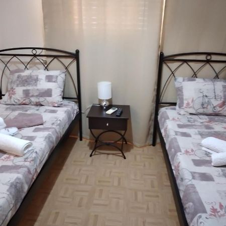Perikleous Apartment Atenas Exterior foto